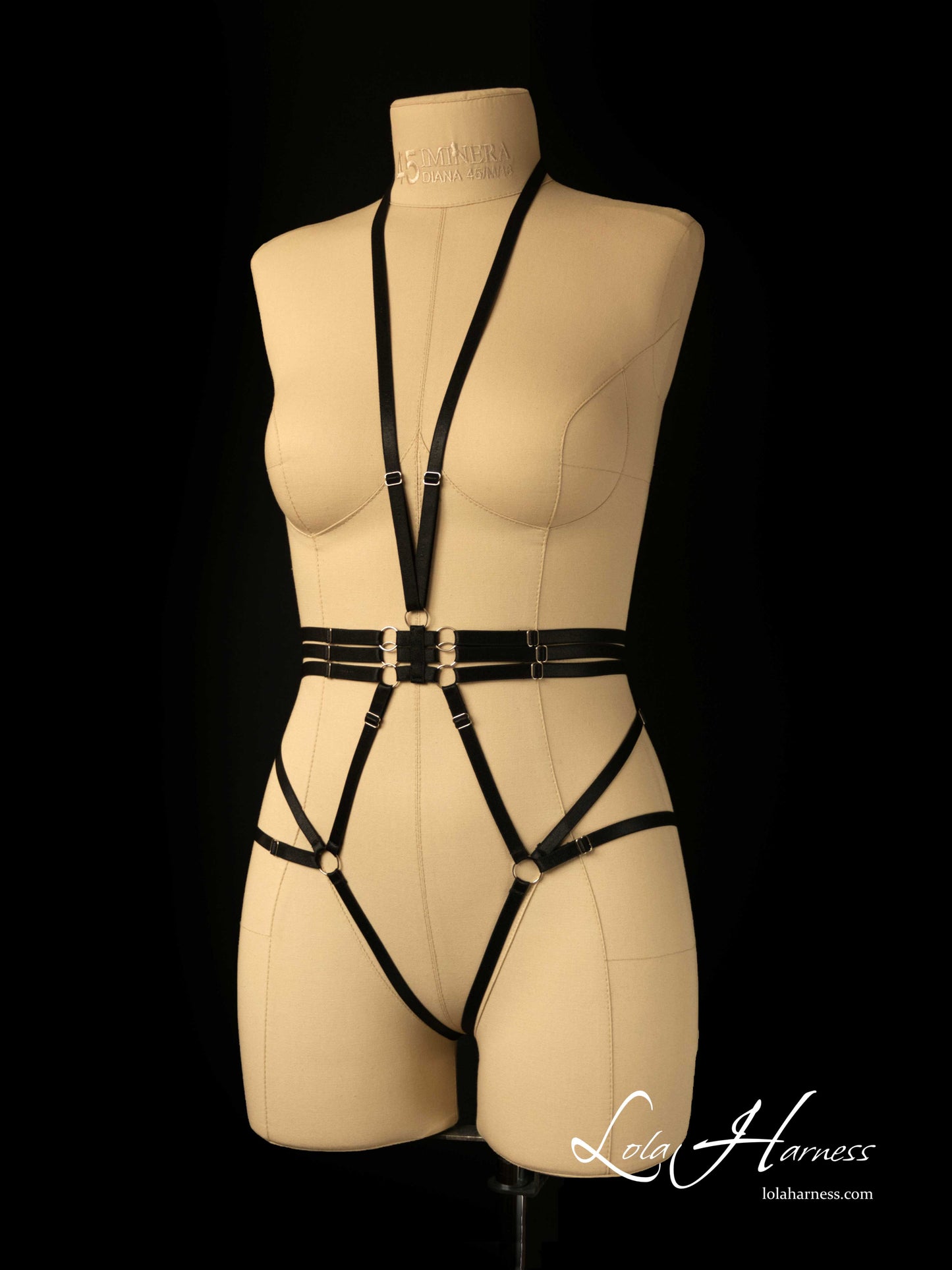 The Kirsty harness set