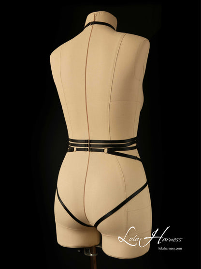 The Kirsty harness set