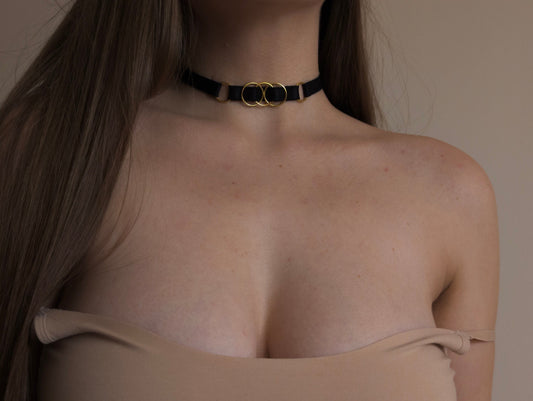 Choker Mona